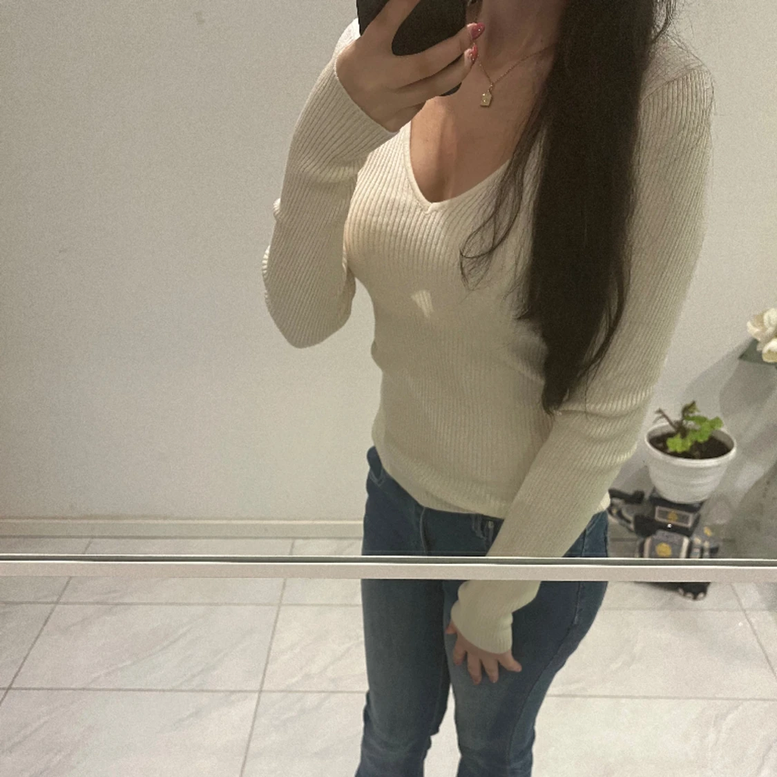 Vit/beige tröja  - 91