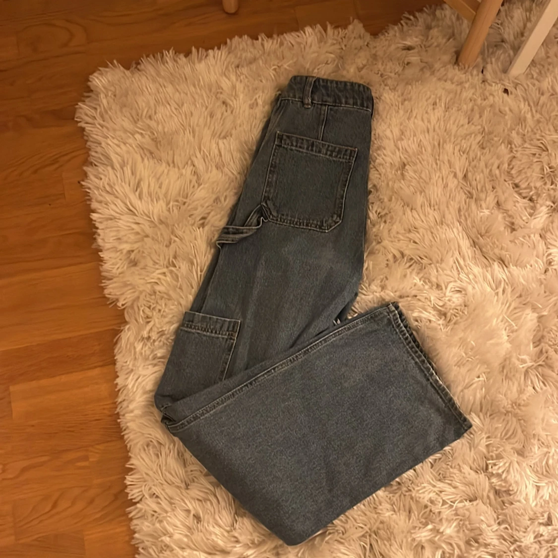 Baggy jeans med flera fickor  - 90