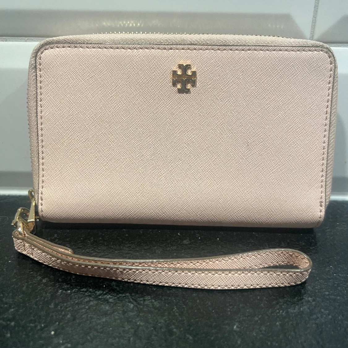 Tory Burch Perry zip wallet