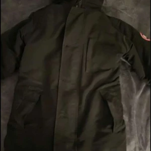 Canada goose jacka - Bra skick. Byte funkar. Pris kan diskuteras.