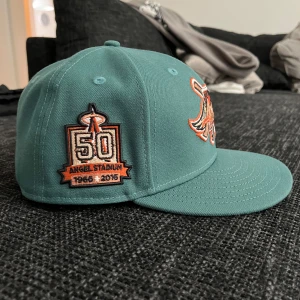 Angels cap new era - Ny skick 10/10 använd Max 2 gånger Storlek 58,7  