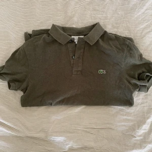 Lacoste piké - St: S, nyskick, slimfit, pris KAN diskuteras!