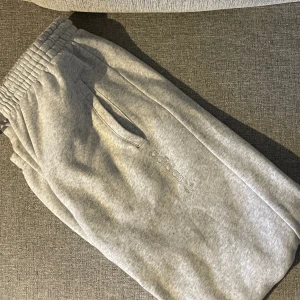 Adidas mjukisbyxor  - Adidas mjukisbyxor 