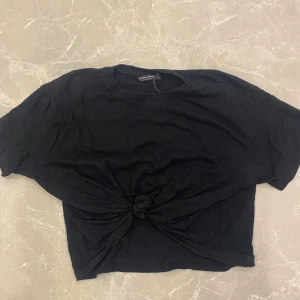 Svart magtröja  - Svart magtröja från bershka 