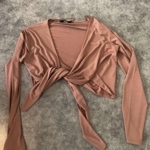 Coral/rosa kofta bikbok - För fler bilder skriv privat