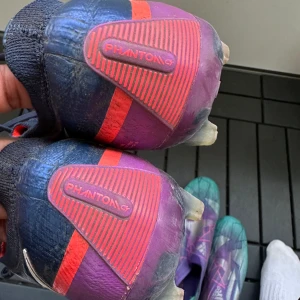 Nike Phantom - Storlek 44.