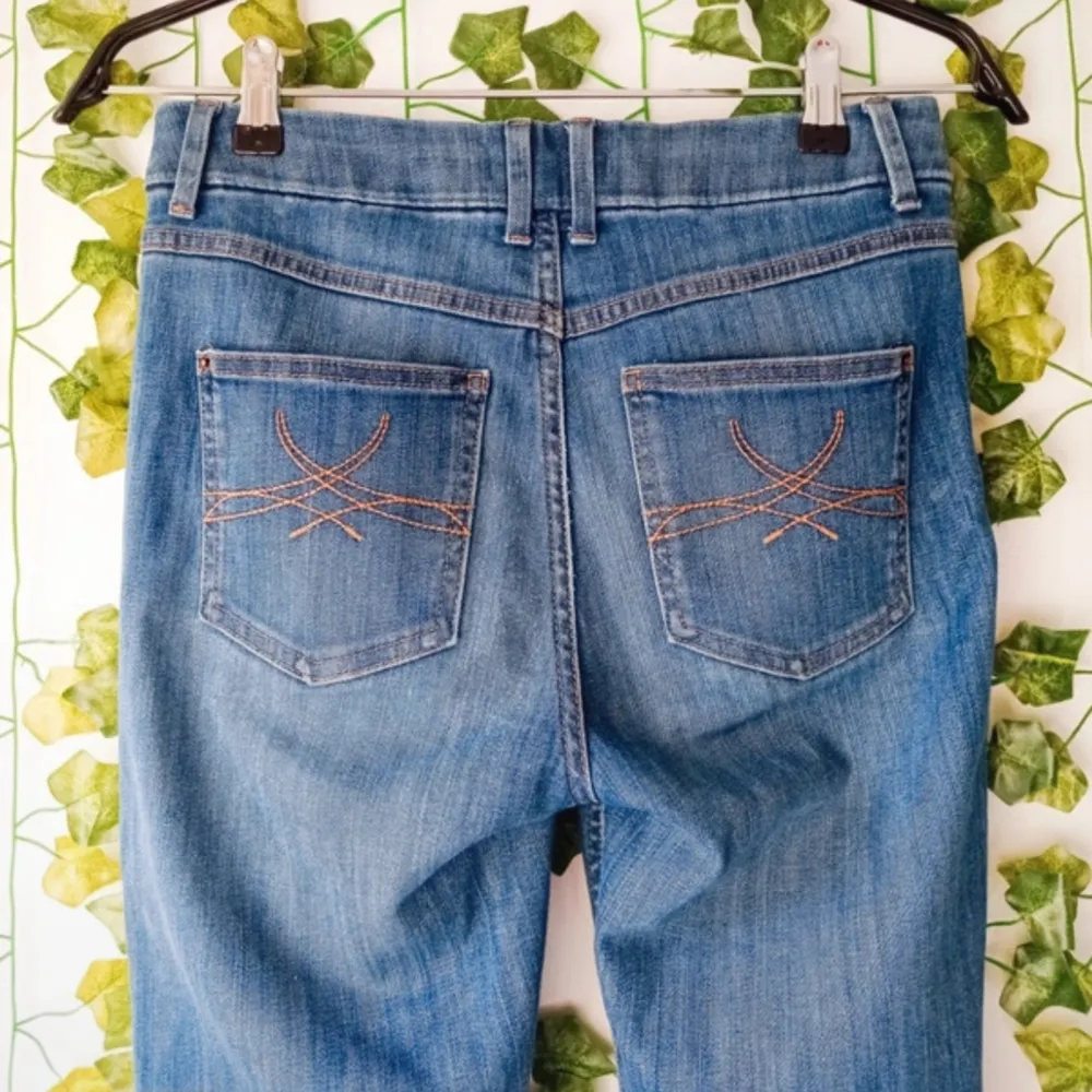 Klicka gärna på ’köp direkt’!. Jeans & Byxor.