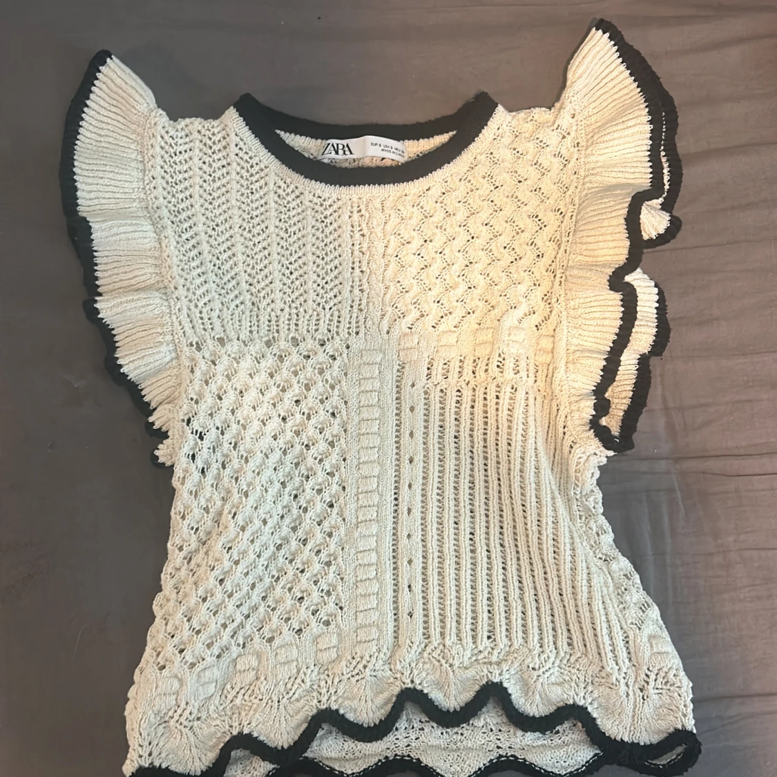 Zara tröja