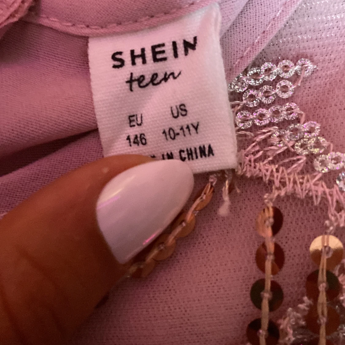 Jätte fin klänning  - 90