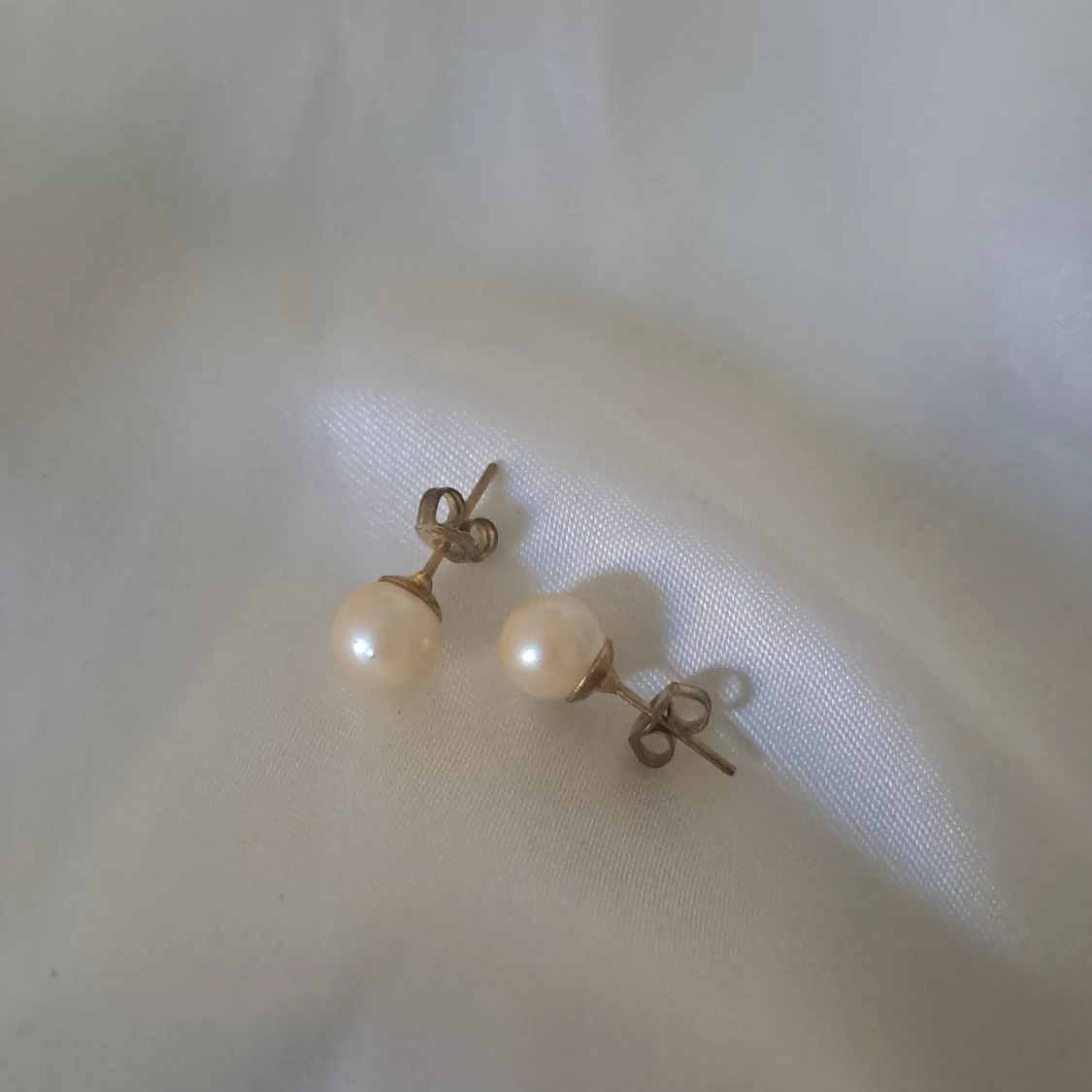 Örhängen med pärla