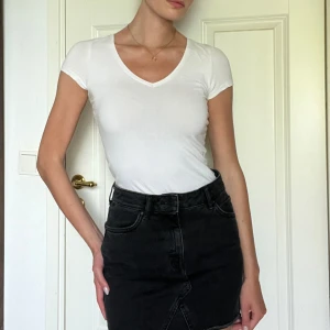 T-shirt  - Vit T-shirt 