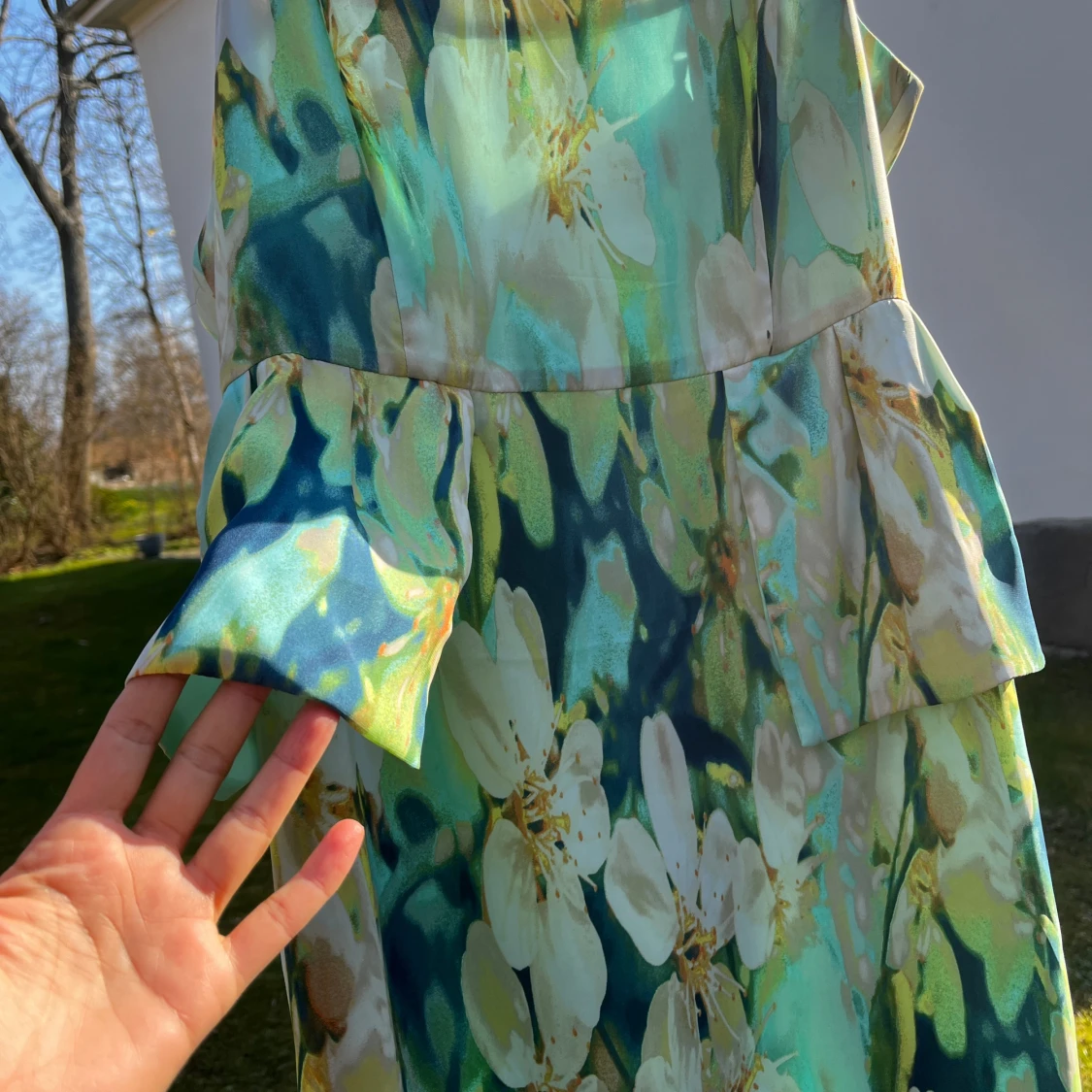 Blommig klänning - 91