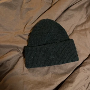 mössa - mössa från lager 157 som inte kommer till användning längre