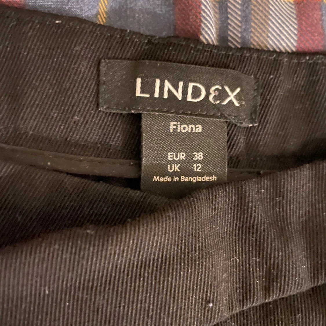 Utsvänga kostymbyxor lindex  - 90