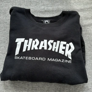 Thrasher - Thrasher college tröja i storlek M Sparsamt använd