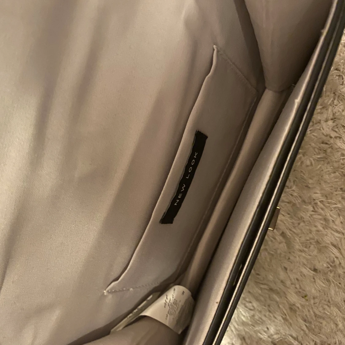 New look axelbandsväska - 91