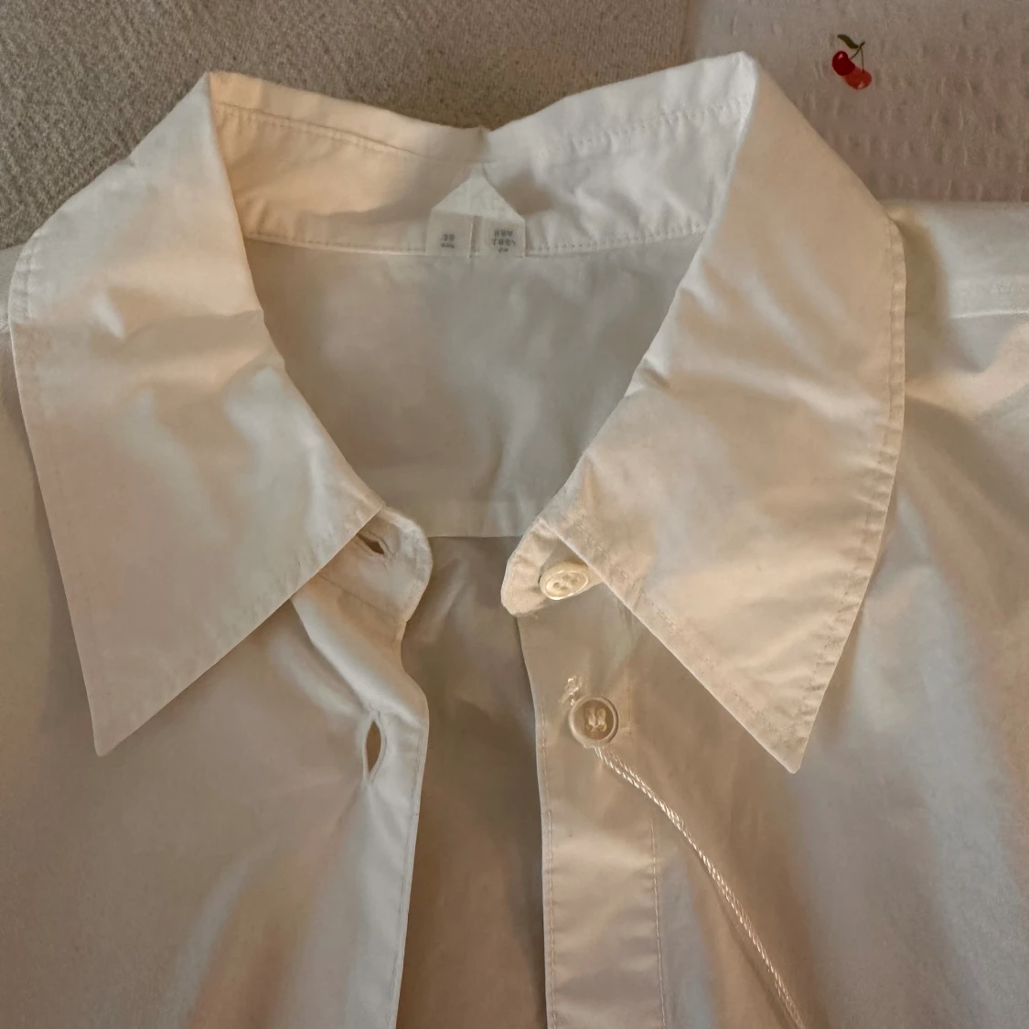 Oanvänd skjorta ARKET  - 90