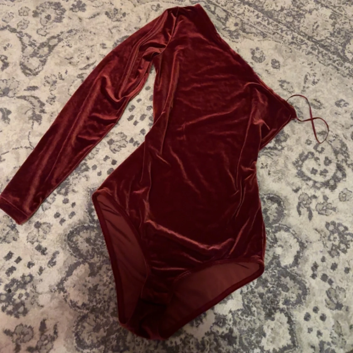 One shoulder bodysuit