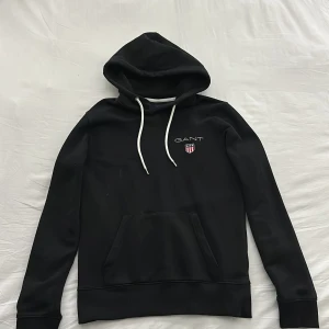Gant hoddie - Bra skick!! Köpt för 1200kr mitt pris 450kr