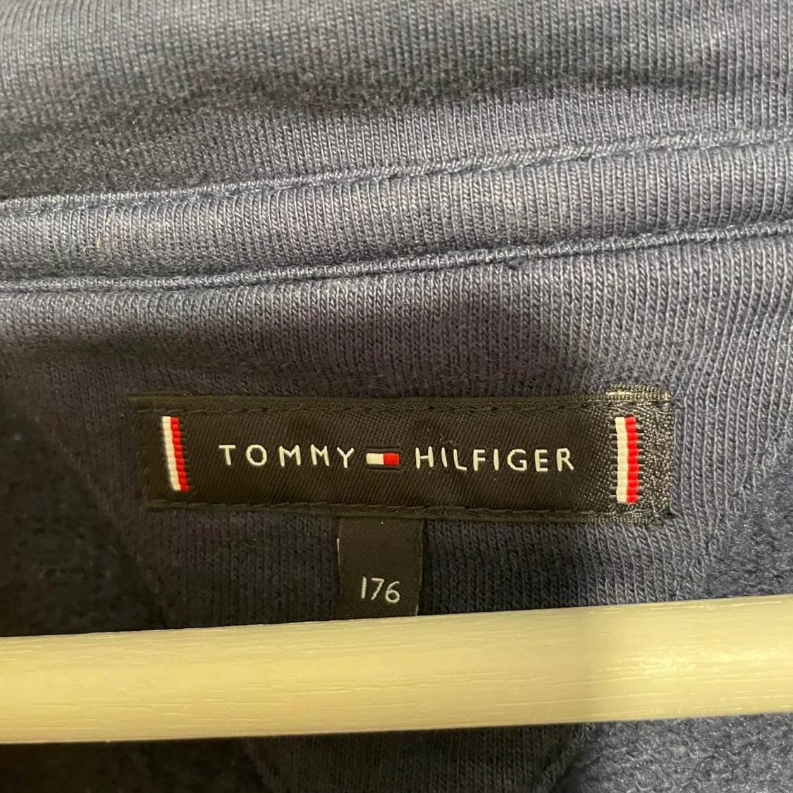Tommy Hifliger zip up hoodie - 90