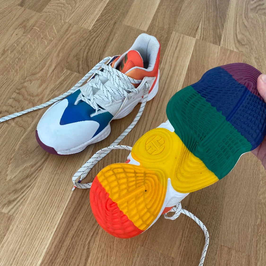 Adidas harden vol 4. Pride - 90