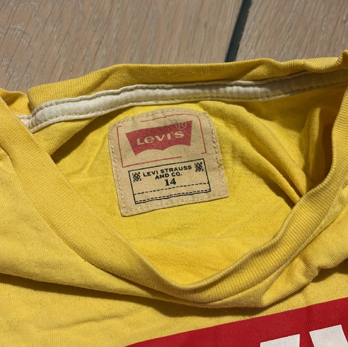 Levi’s T-shirt  - 90