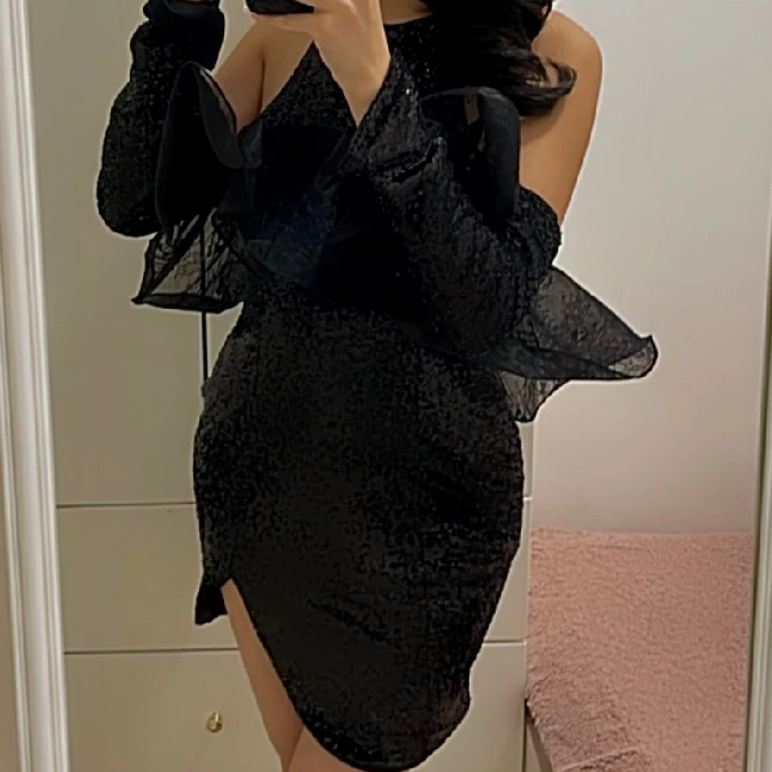 Svart glitter klänning  - 90