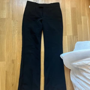 Zara kostymbyxor  - Jättefina i storlek S, säljer då jag gått upp i vikt