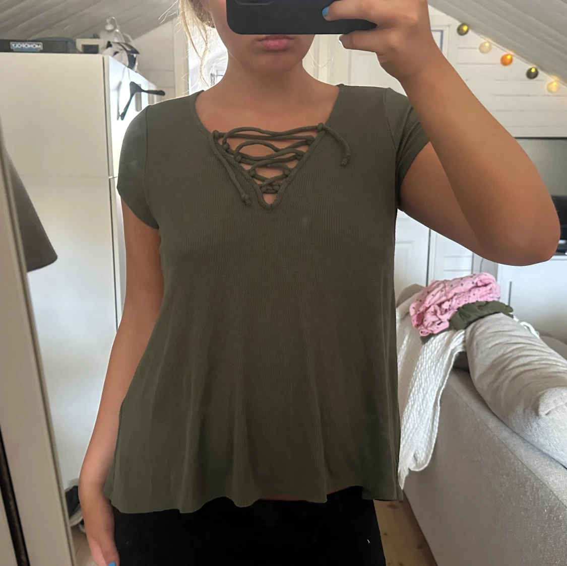 Tröja med snörning