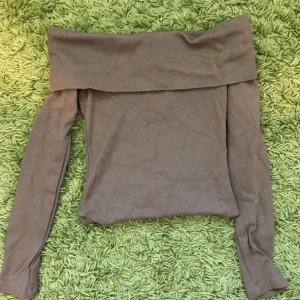 Offsholder body - En jätte fin off sholder body i bra skick, kontakta gärna innan köp🫶🏻