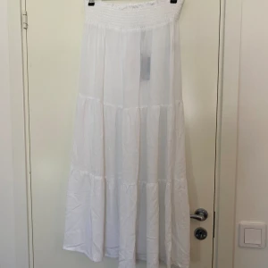 Kjol - En helt ny långkok från Lager 157 i storlek M