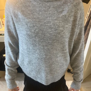 Stickad tröja - Stickad tröja storlek xs andvänd fåtal gånger