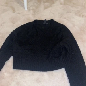 Svart tröja - Fint skick 