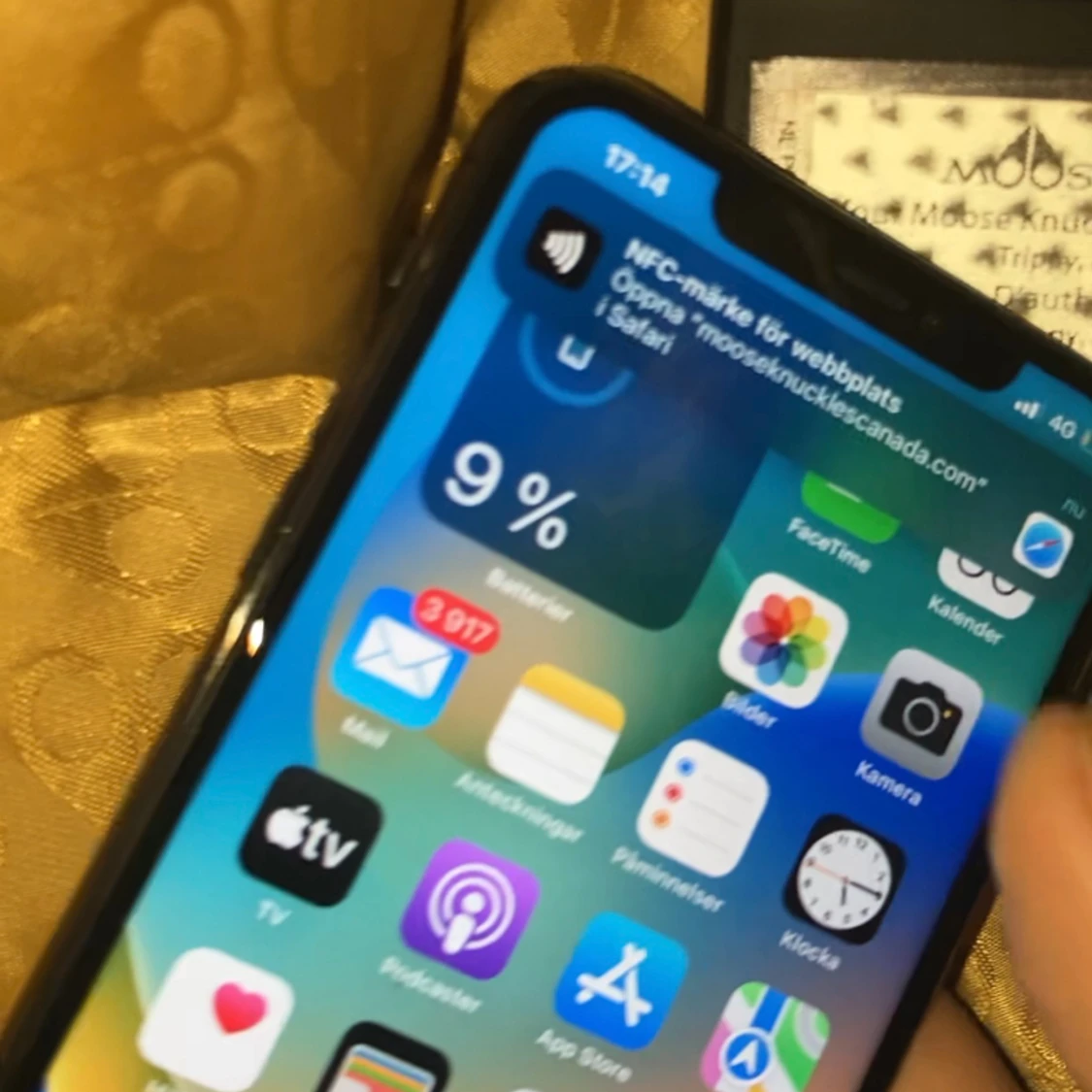 Moose Knuckles Bomber Jacket Gold - 90