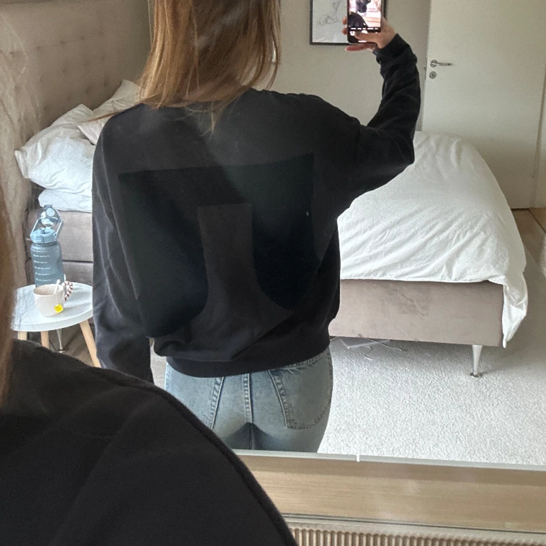 Marinblå tröja