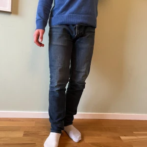 Acne studios jeans  - Bra skick storlek 33/32 ny pris runt 3000-4000 mitt pris 599kr ! Hör gärna av er vid frågor eller funderingar 🌟