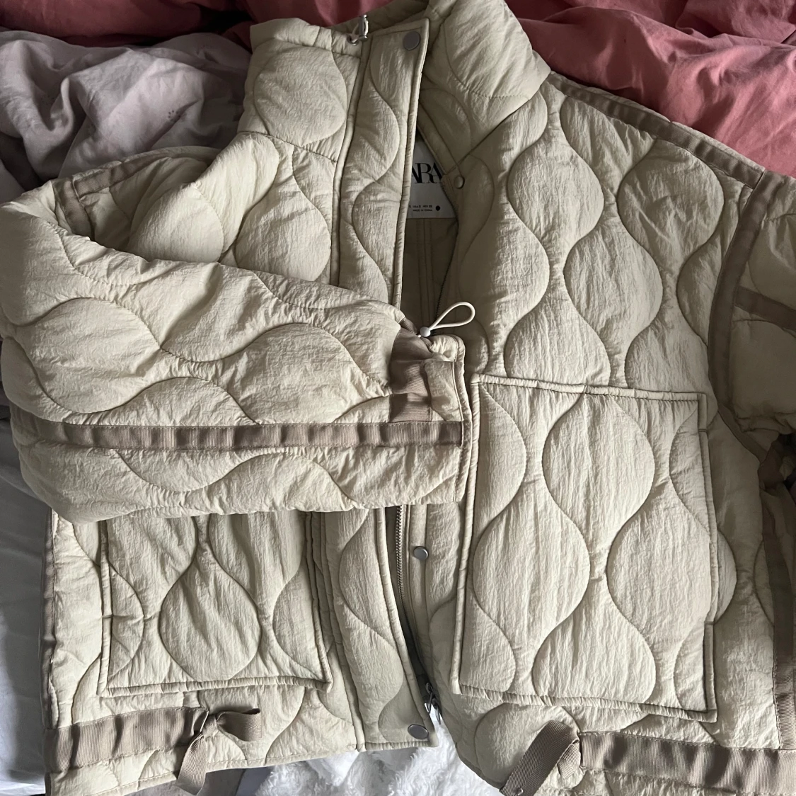 Zara quiltad jacka  - 91