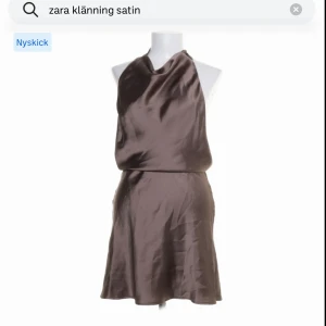 SÖKER!! Klänning från zara i satin - SÖKER!!! Denn klänningen från zara i satin! Hör gärna av dig om du vill sälja!