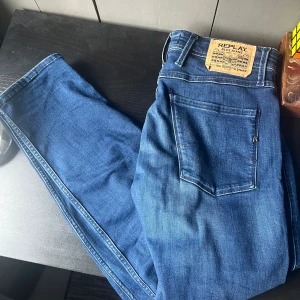 Replay anbass - Replay anbass som blivit för korta för mig. Perfekt skick💯💯 Hör av för fler bilder och jag är villig att pruta vid snabb affär!