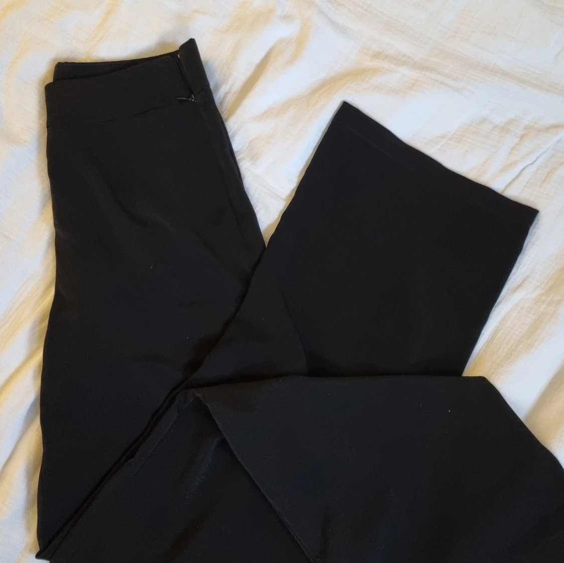 Svarta kostymbyxor  - 92