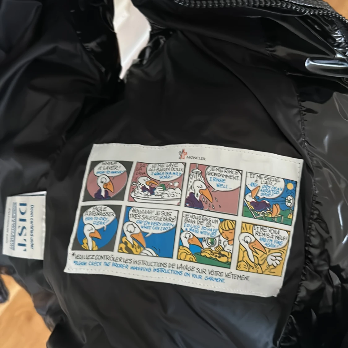 Finn moncler väst - 90