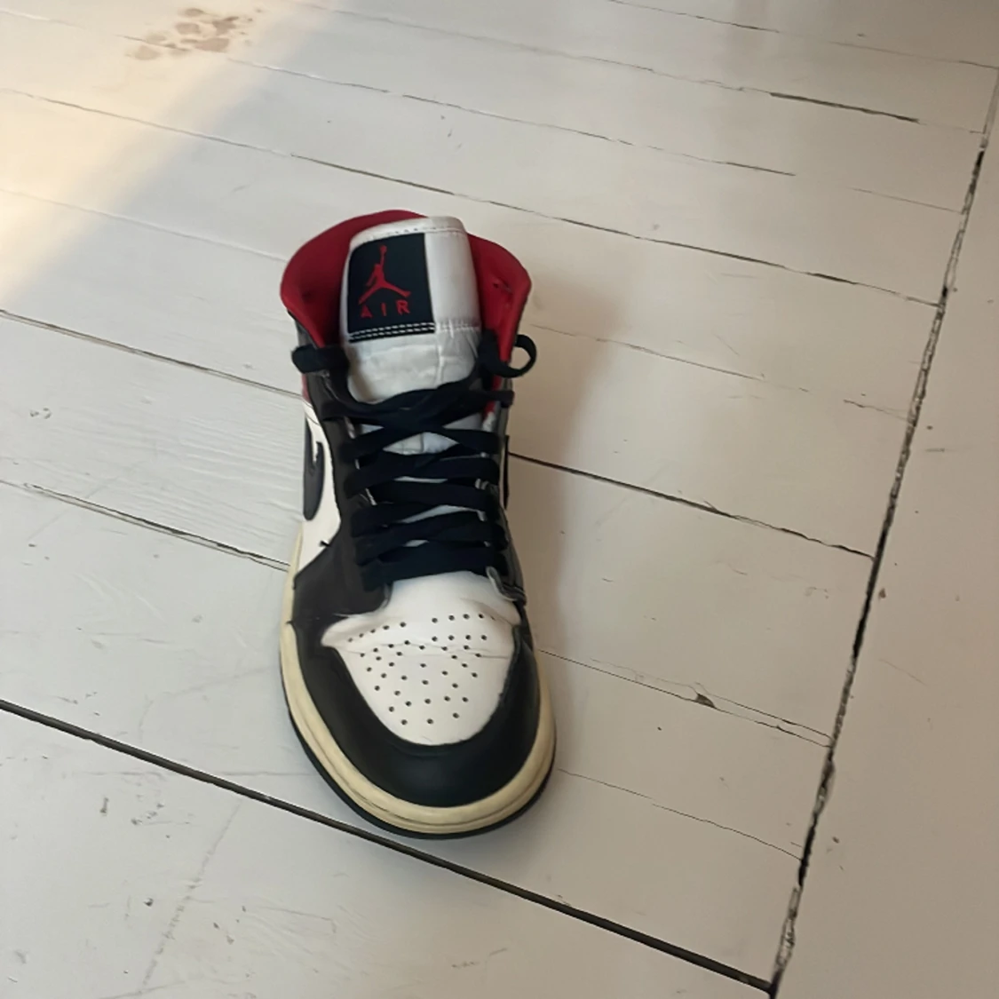 Äkta Jordan sneakers röda - 90