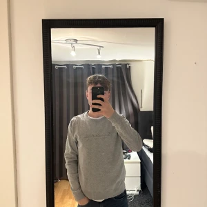 2 pack Bondelid tröjor - 2 pack bondelid tröjor  Vita: M Gråa: S