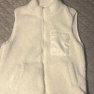 Teddy jacka - Jskdöalzns