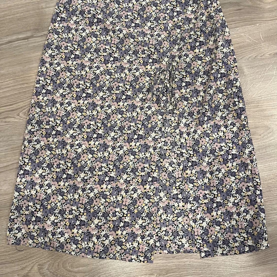 Blommig midikjol  - 90