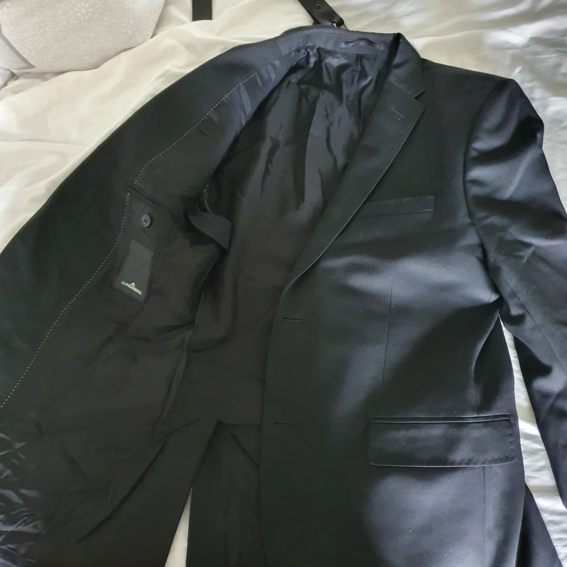 J lindeberg kavaj och byxor - 90