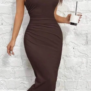 Klänningen  - Fint sick 