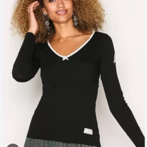 Odd Molly rib jersey top  - Odd Molly rib jersey l/s top i svart. O väldigt bra skick. 