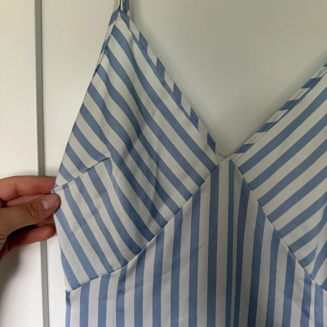 Randig klänning  - 90