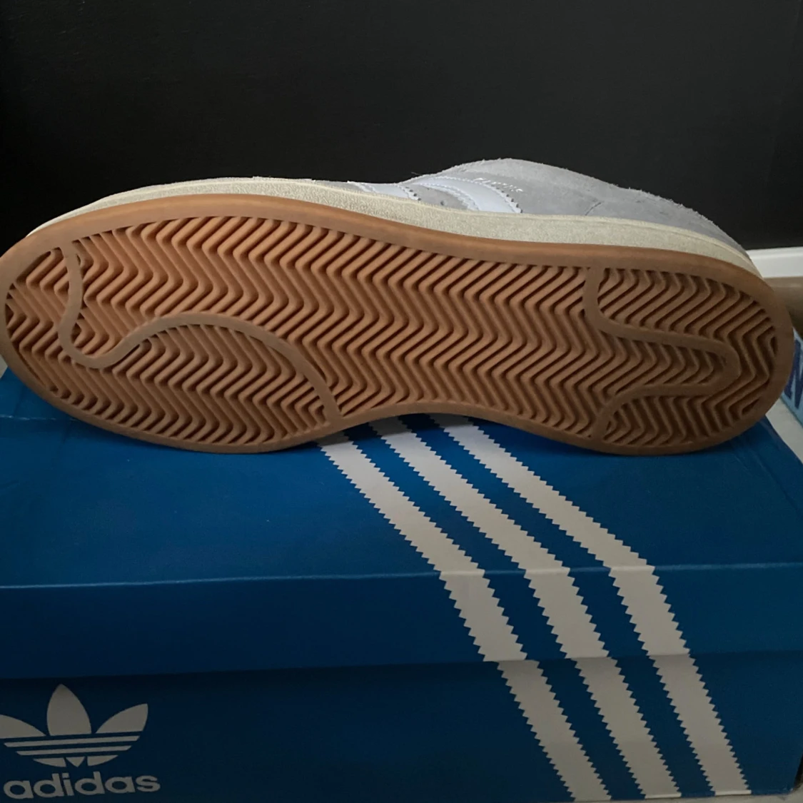 Adidas originals 00s - 92